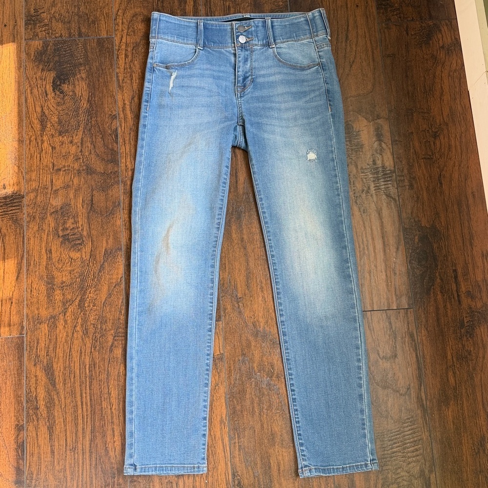 NWOT Apt. 9 Light Blue Capri Tummy Control Jeans Sz. 6S (Q1)